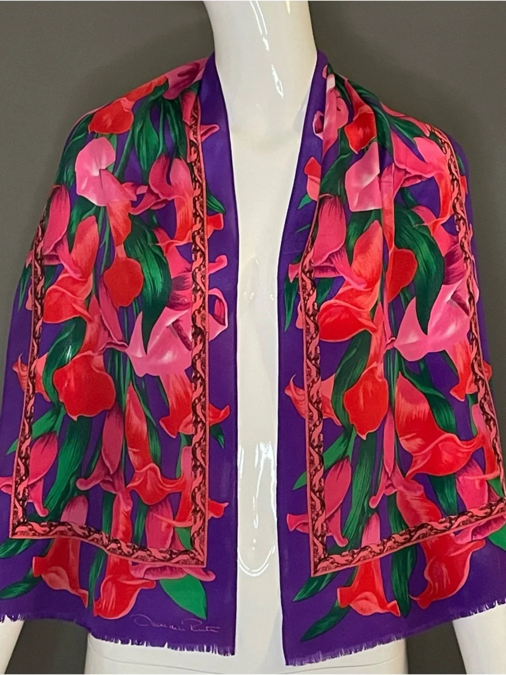 Oscar de la Renta vintage oscar